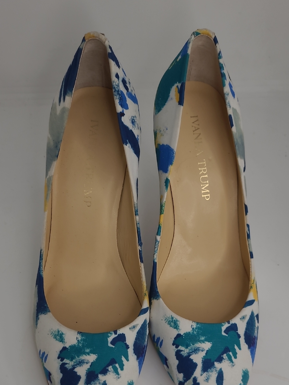 Ivanka Trump Floral Pump Shoes Heels Size 6M